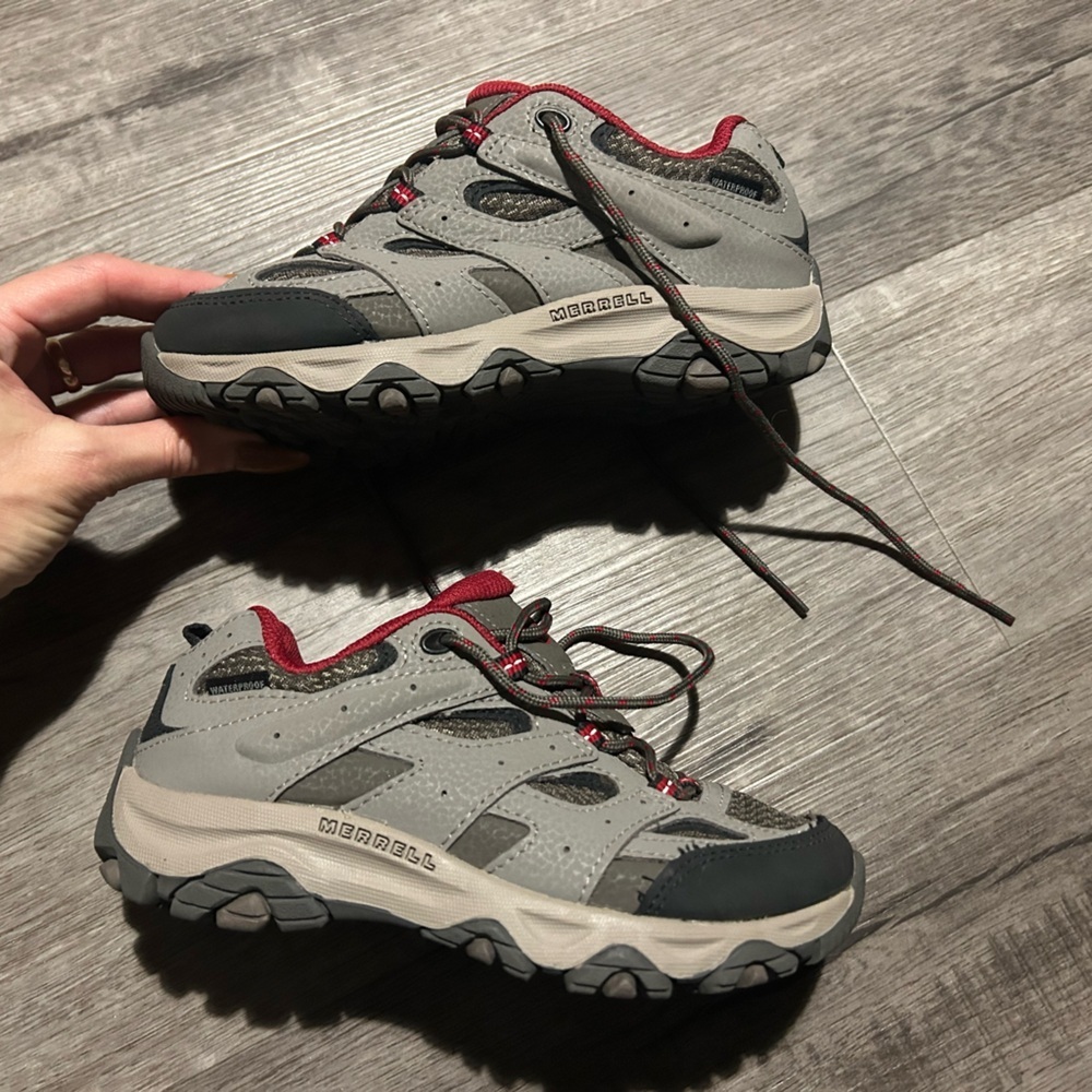 Kids Merrell Hiking Sneaker 1